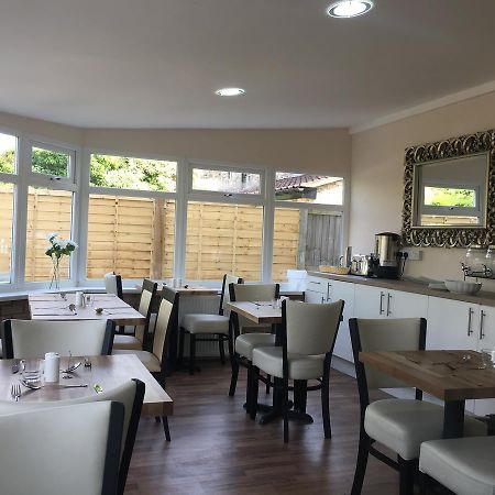 Отель Elris Essex House Клактон-он-Си Экстерьер фото