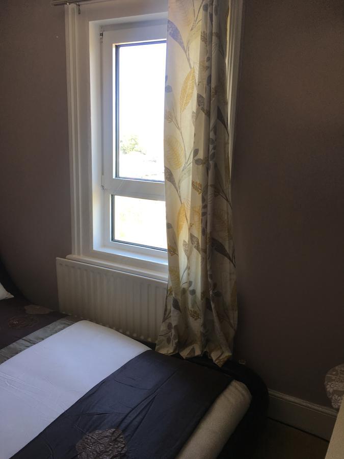 Отель Elris Essex House Клактон-он-Си Экстерьер фото