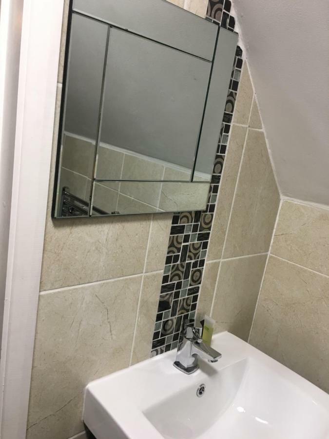 Отель Elris Essex House Клактон-он-Си Экстерьер фото